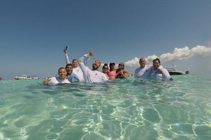 Private Boat Tour in Cayman Islands