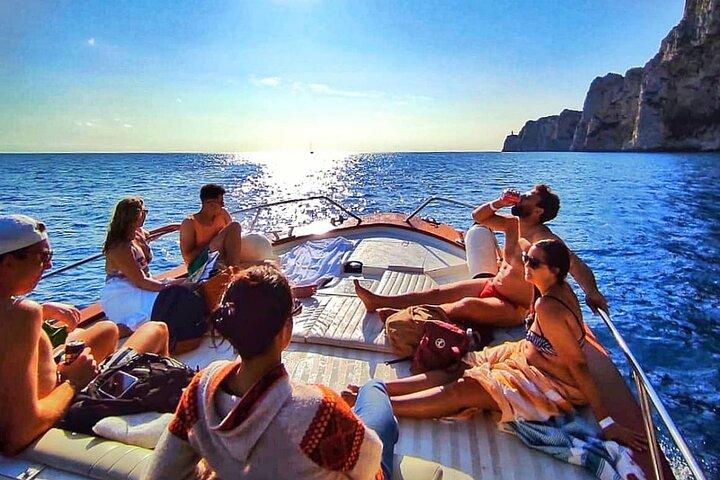 Capri Guided Boat Experience with Island Exploration and Transfer