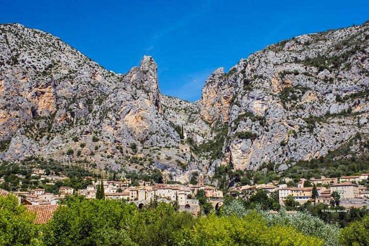 Visite os campos de lavanda, Gorges du Verdon e Moustiers.