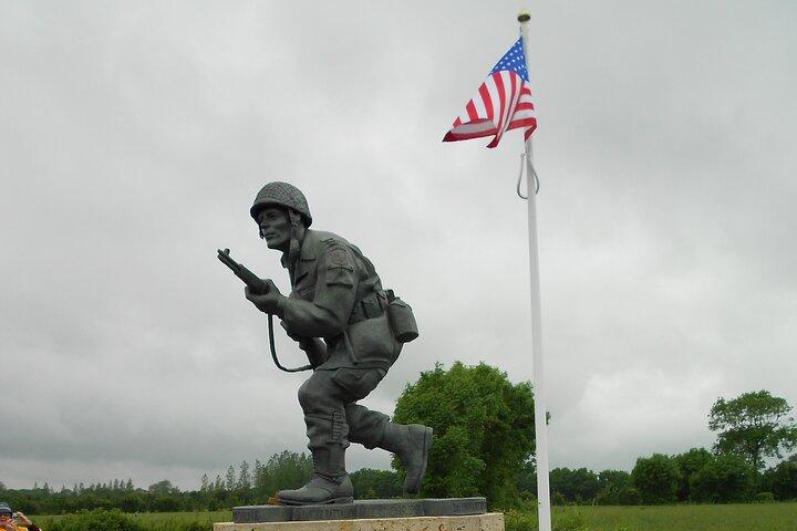 Privat rundtur Amerikansk D-Day flygburen upplevelse