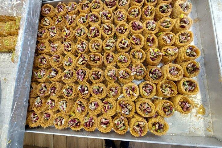 Excursão gastronômica privada ao mercado de pulgas de Jaffa Hapishpeshim