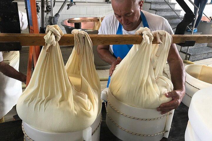 De Parma: Parmigiano, Prosciutto e Wine Tour e degustação