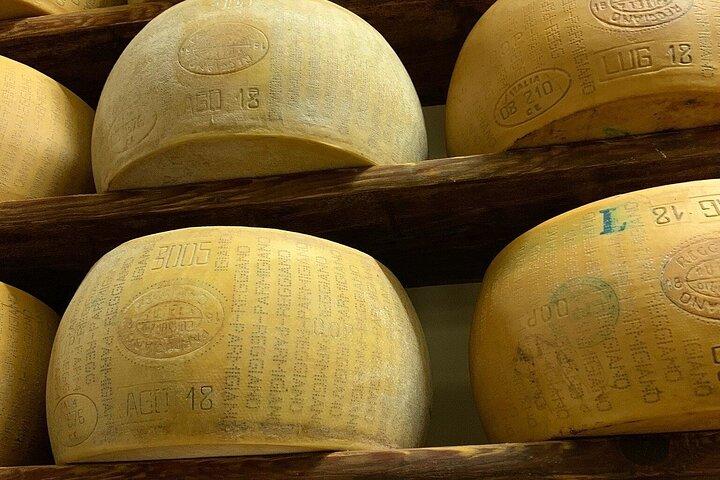 De Parma: Parmigiano, Prosciutto e Wine Tour e degustação