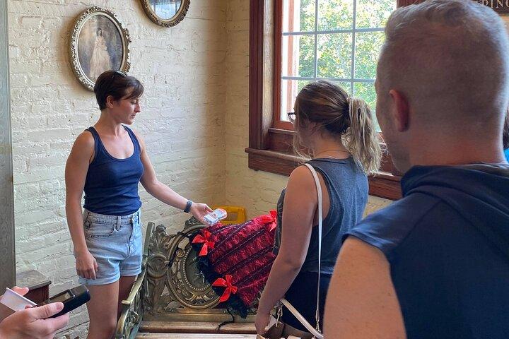 Pensacola Ghost Tour: Haunted Walking Tour with Ghost Hunting