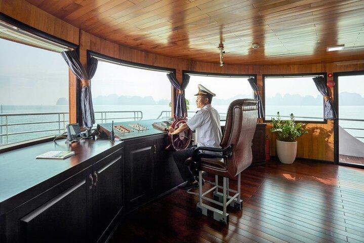 Dragon Bay Cruise - Crociera di lusso di 2 giorni nella baia di Halong da Hanoi