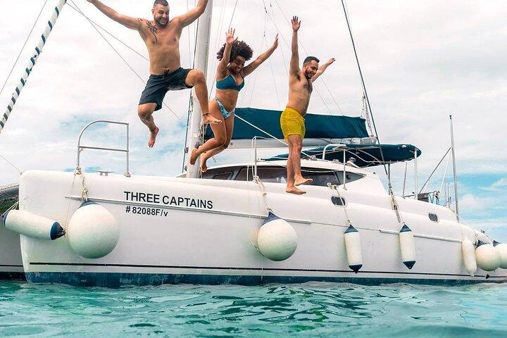 Katamaran krydstogt i Riviera Maya med snorkling og strandklub