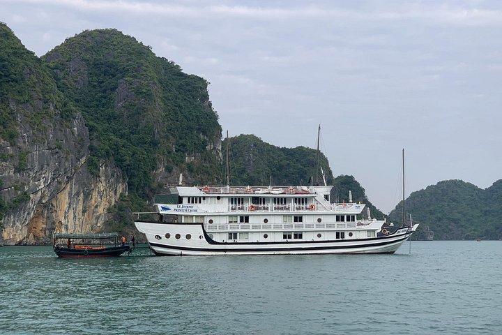 高速道路送迎によるハノイからのハロン湾一泊クルーズ
