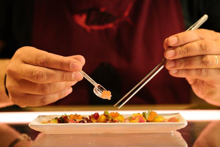 マドリード：サンミゲル市場でのプレミアムクロマグロの試食