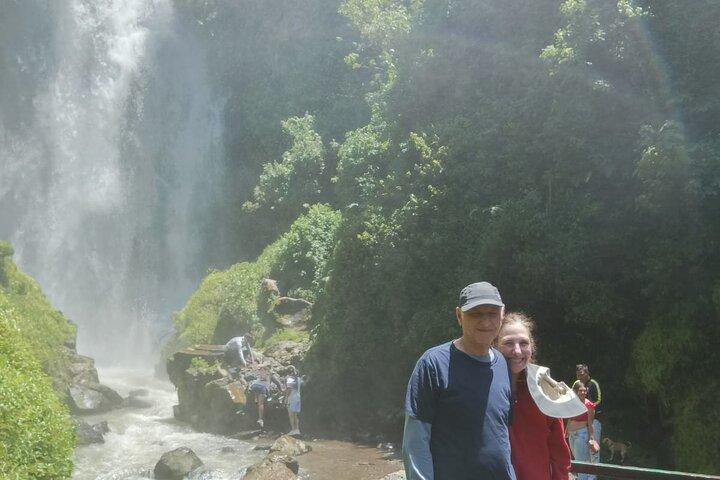 Vive Otavalo... Todo el día entre montañas, artesanías y cultura