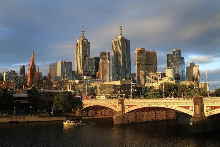 Melbourne Private Custom Walking Tour with A Guide (Private tour)