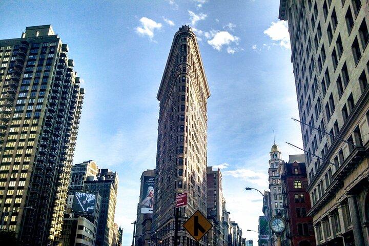 NYC Flatiron Time Travel : Selbstgeführte Geschichte Puzzle Walk