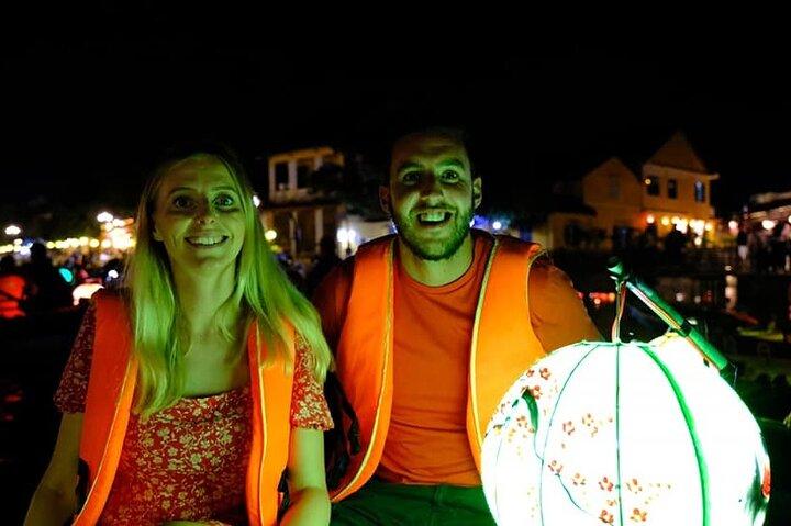 Montaña de mármol y ciudad de Hoi An con paseo en sampán - Mercado nocturno