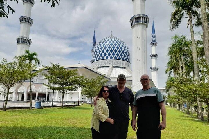 Visite privée de la mosquée bleue et des grottes de Batu au départ de Kuala Lumpur