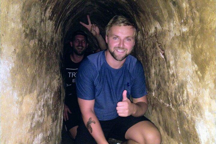 Tour dos túneis de Cu Chi na manhã de DGT