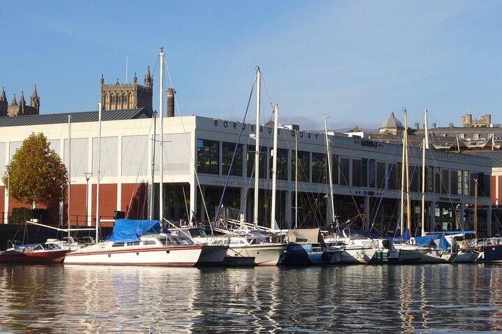 Excursão a pé autoguiada em Bristol Harbourside