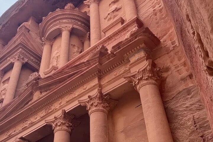 Privat heldag Petra Tour med retur transfer fra Det Døde Hav