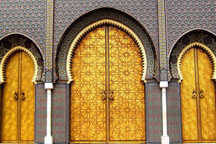 Tour privado de día completo a Fez desde Rabat con recogida en el hotel