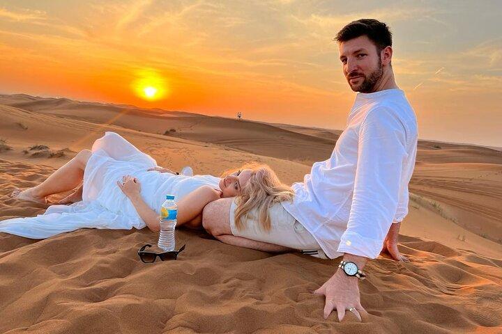 Dubai Dune Bashing met kameelrit, sandboarden en barbecuediner