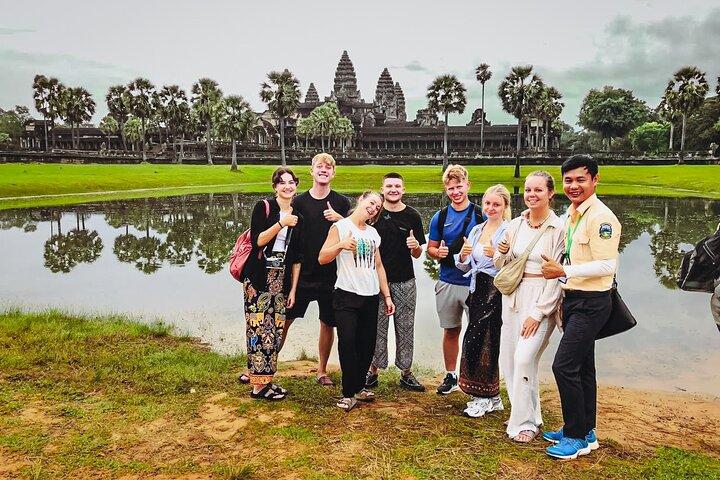 Full Day Small Group Tour Guide with Sun rise