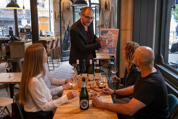 Paris vinprovningsupplevelse i Montmartre