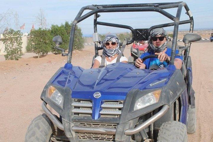 ATV クワッド、ティー シャルム エル シェイクのベドウィン テント