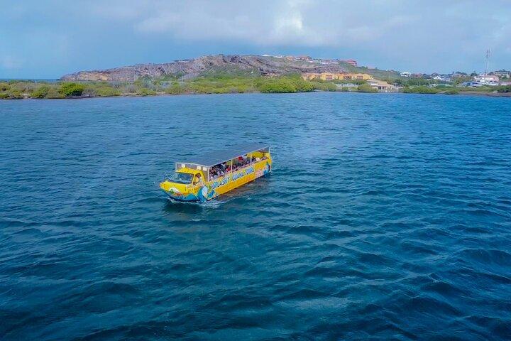 Bus, der kører ind i havet Unik Curaçao Amphibious Tour