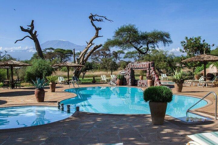 6 jours Masai Mara-Nakuru-Amboseli - Lodge Safari-JEEP 4X4 privé