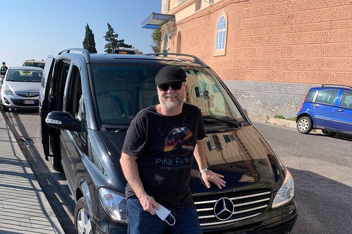 Übertragen Sie Rom nach Sorrento Private Mercedes