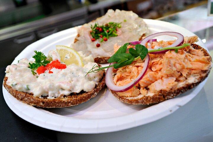 Helsinki Food Experience met lokale proeverijen en mousserende wijn