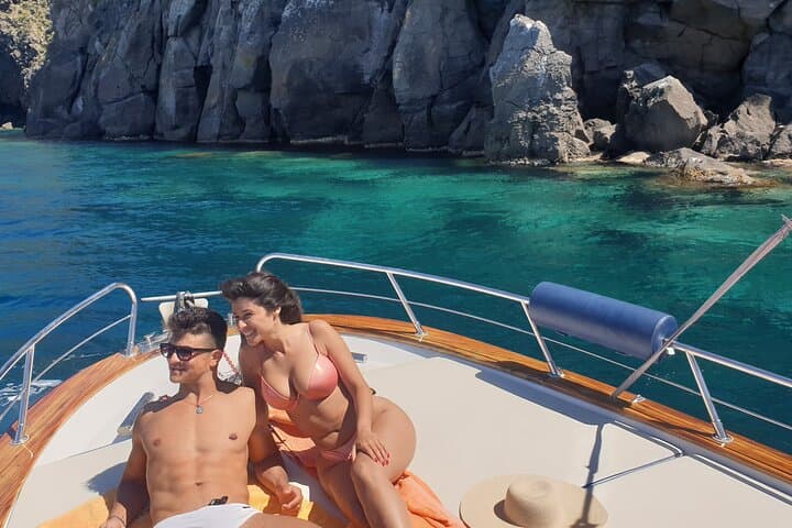 Ischia island private excursion on Gozzo Aprea Milano 8,3m