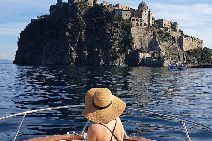 Ischia island private excursion on Gozzo Aprea Milano 8,3m