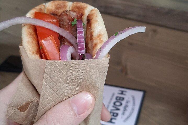 アテネのストリートフードツアー：最高のストリートフードを味わう