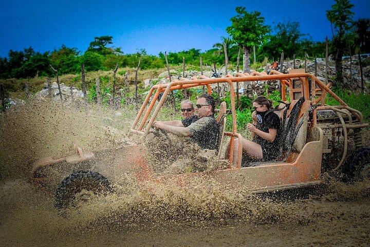 Buggy Adventure Tour con cioccolato e caffè a Punta Cana