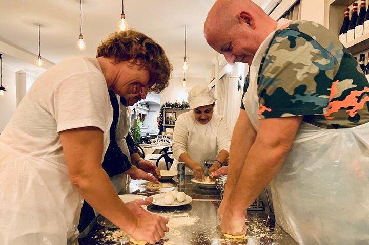 Rome Pasta & Tiramisu Making Class with Fine Wine
