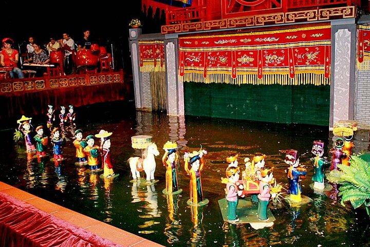 Hoppa över kön: Thang Long Water Puppet Theatre Entrébiljetter