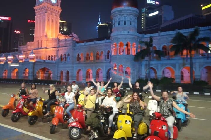 Cooler Lumpur by Night