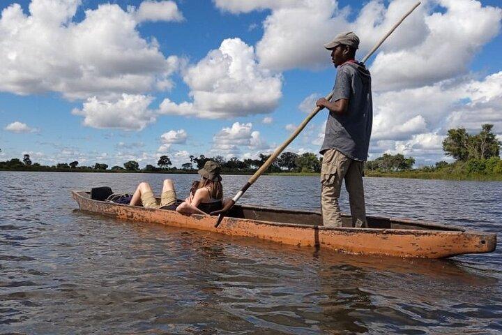 Excursión de día completo a Mokoro-Delta del Okavango