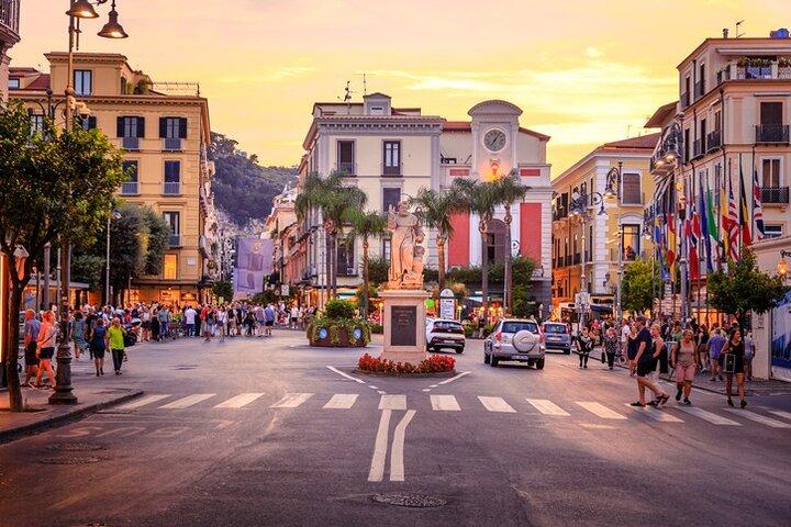 Tour a pie de comida y bebida de Sorrento