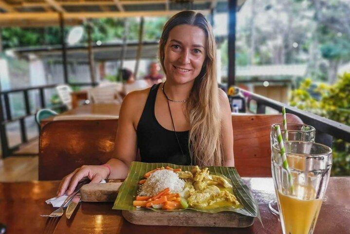 Escursione mattutina al vulcano, pranzo e sorgenti termali