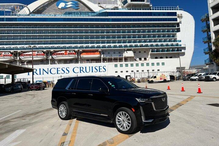 Traslado privado desde/hacia el aeropuerto internacional de Miami y el puerto de Miami