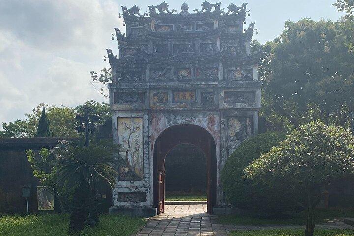 Cidadela Imperial de Hue: uma excursão de dia inteiro saindo de Hoi An e Da Nang