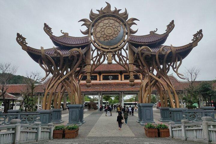 Tour privato al Golden Bridge Ba Na Hills a Da Nang Vietnam