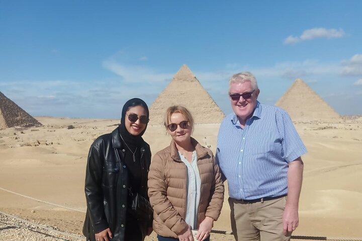 Giza Pyramids Sunrise Tour : Guide, Camel Trek & local Breakfast