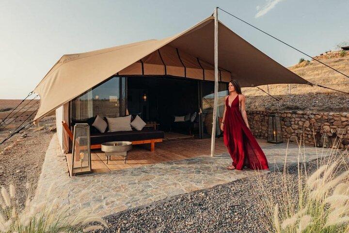 Half Day Camel Riding and Dinner Show Tour in Agafay Desert
