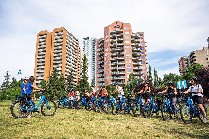 Edmonton's #1 Food Bike Tour : Die beste lokale Food Tour auf E-Bikes