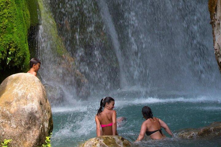 From Valencia: Day Tour to the Algar Springs and Altea