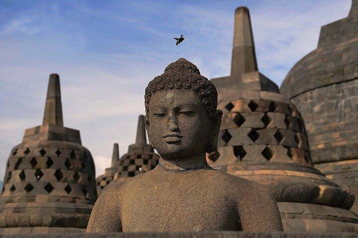 5 Días Borobudur Prambanan Tumpaksewu Bromo Ijen a Bali Privado