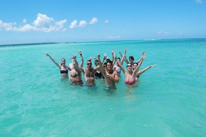 Saona Island Premium Tour com almoço gourmet catamarã e bar aberto