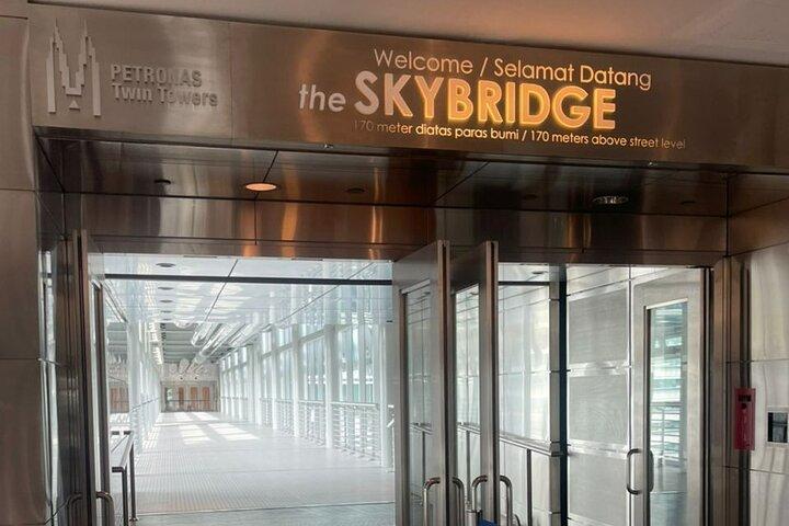 ペトロナス ツイン タワー チケット付きクアラルンプール シティ ツアー