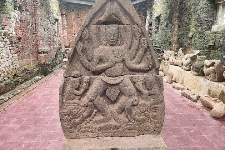 Visite de My Son Holyland, de la montagne de marbre et de la ville de Hoi An en bateau sampan